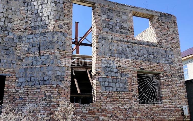 Жеке үй · 5 бөлме · 300 м² · 10 сот., ул. Нила Мазитова 8, бағасы: 30 млн ₸ в Караганде, Казыбек би р-н — фото 2