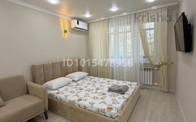 1-бөлмелі пәтер · 44 м² · 4/5 қабат, Алашахана 19, бағасы: 15 000 ₸ в Жезказгане — фото 2