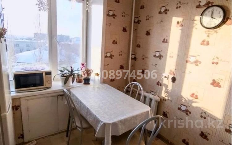 1-комнатная квартира · 31.5 м² · 4/5 этаж, 50лет октября 1 — Находится возле кафе Приза,пересечение парковой и 50лет октября за 7.1 млн ₸ в Рудном — фото 23