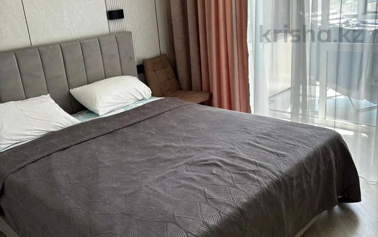 2-комнатная квартира · 50 м² · 3/10 этаж, мкр Юго-Восток, Дюсембекова 83/2 за 20 000 ₸ в Караганде, Казыбек би р-н — фото 2