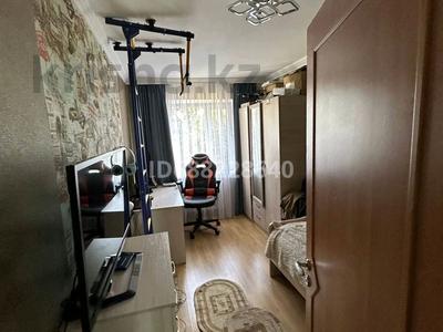 Продажа квартир в Карагандинской обл.: 3-комнатная квартира, 65 м², 3/5 этаж, мкр Юго-Восток, Мкр Юго-Восток, 28й микрорайон 9 за 25.5 млн 〒 3-комнатная квартира, 65 м², 3/5 этаж, мкр Юго-Восток, Мкр Юго-Восток, 28й микрорайон 9 за 25.5 млн 〒 в Караганде, Казыбек би р-н