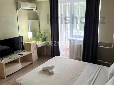 1-комнатная квартира · 37 м² · 4/5 этаж, ул. Панфилова 54 за 18 000 ₸ в Алматы, Алмалинский р-н