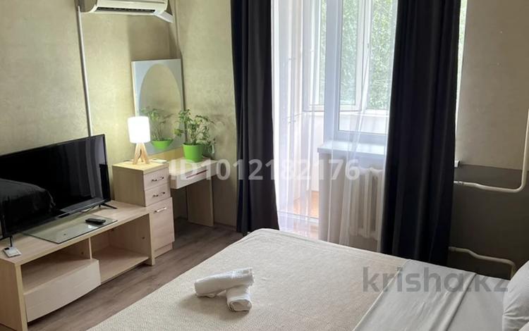 1-комнатная квартира · 37 м² · 4/5 этаж, ул. Панфилова 54 за 18 000 ₸ в Алматы, Алмалинский р-н — фото 8