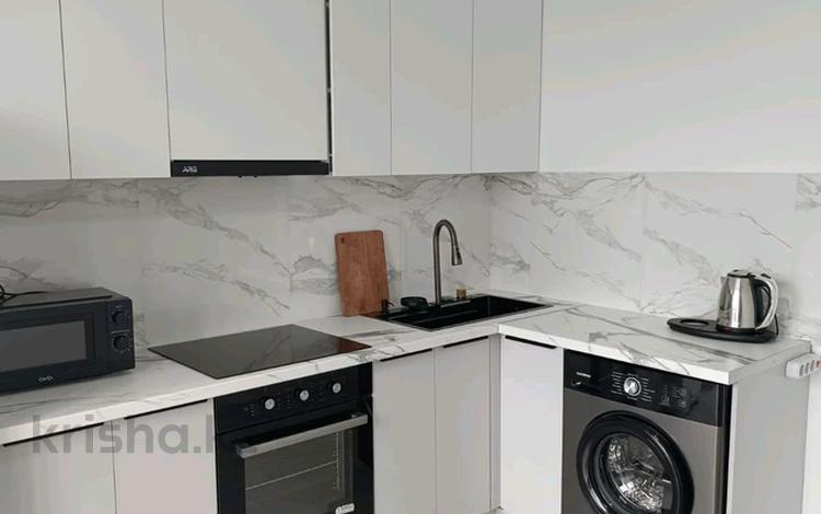 1-комнатная квартира · 52 м² · 12/13 этаж, мкр Астана за 39 млн 〒 в Алматы, Ауэзовский р-н — фото 34