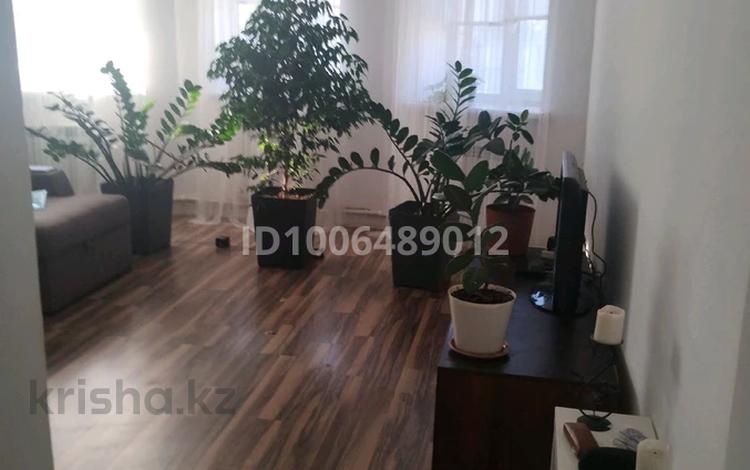 Отдельный дом · 4 комнаты · 100.4 м² · 12 сот., мкр Жумыскер, Кали жумагалиева 24 за 25 млн ₸ в Атырау — фото 2