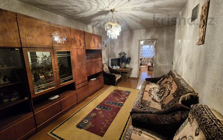 3-бөлмелі пәтер · 57 м² · 5/5 қабат, мкр Фёдоровка , Микрорайон Фёдоровка , улица Молокова 113, бағасы: 13.5 млн ₸ в Караганде, Казыбек би р-н — фото 2