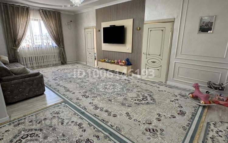 Жеке үй · 5 бөлме · 160 м² · 8 жүзд., Аль-Фараби 15, бағасы: 38 млн ₸ в  — фото 2