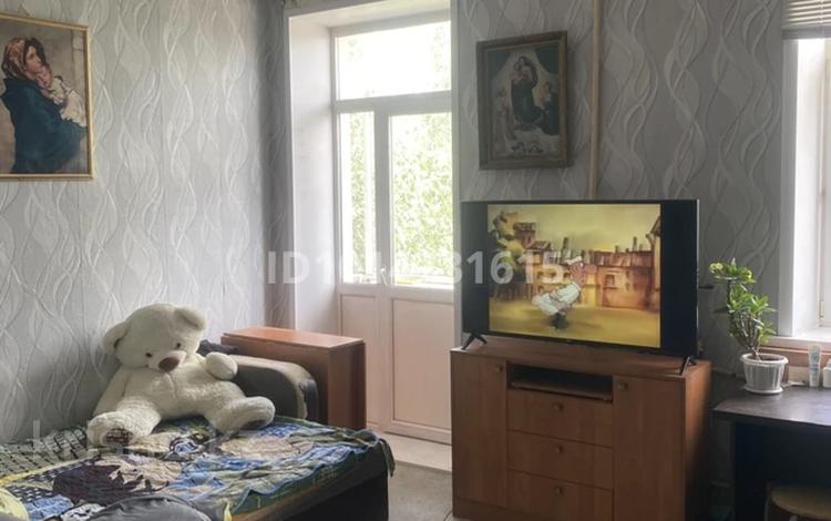 2-бөлмелі пәтер · 44 м² · 3/4 қабат, Жаңа қала ш/а., Абая 6 — Возле сквера Абая, бағасы: 19.8 млн ₸ в Караганде, Казыбек би р-н — фото 2