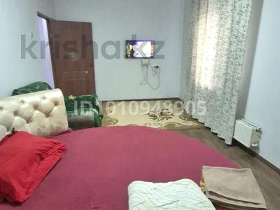 1-бөлмелі пәтер · 40 м² · 1/5 қабат, Райымбек 167А, бағасы: 15 000 ₸ в Алматы, Жетысуский р-н