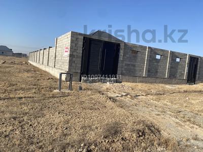 Отдельный дом · 6 комнат · 5000 м² · 10 сот., Сазтобе 91 за 22 млн 〒 в Туркестане