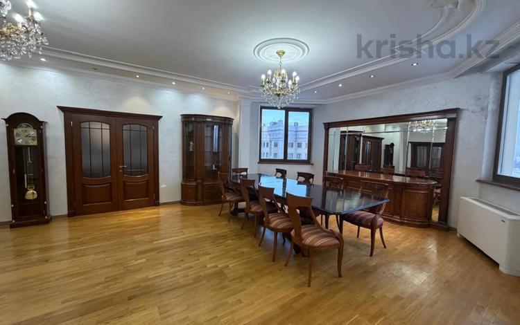 9-комнатная квартира · 500 м² · 8/9 этаж, Женис 1 за 195 млн 〒 в Астане, Сарыарка р-н — фото 66