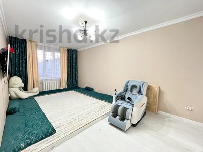 1-комнатная квартира, 42 м², 3/9 этаж, мкр Болашак 4а за 16 млн 〒 в Талдыкоргане, мкр Болашак