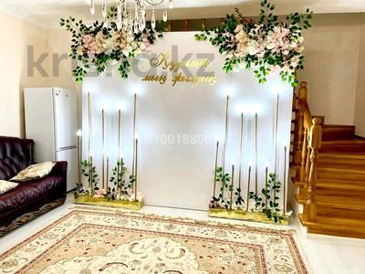 Дом · 8 комнат · 350 м², Начало Озбекали — Район Кошкарбаева за 60 000 〒 в Астане, Сарайшык р-н