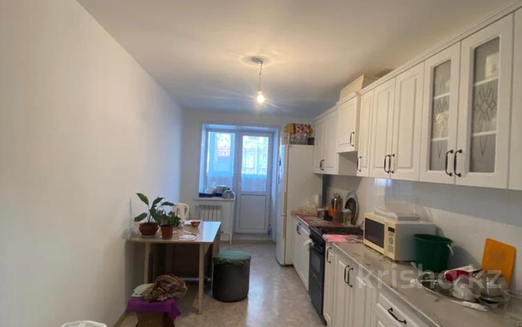 2-бөлмелі пәтер · 63.4 м² · 1/9 қабат, Ладожская 15, бағасы: 27 млн ₸ в Павлодаре — фото 4