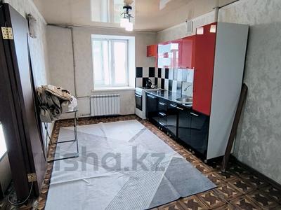 2-бөлмелі пәтер · 50 м² · 5/5 қабат, 9-й мкр, 9-площадка 17, бағасы: 14.3 млн ₸ в Талдыкоргане, 9-й микрорайон