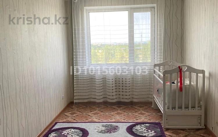 3-комнатная квартира · 100 м² · 4/9 этаж, мкр 12 64 за 160 000 ₸ в Актобе — фото 2