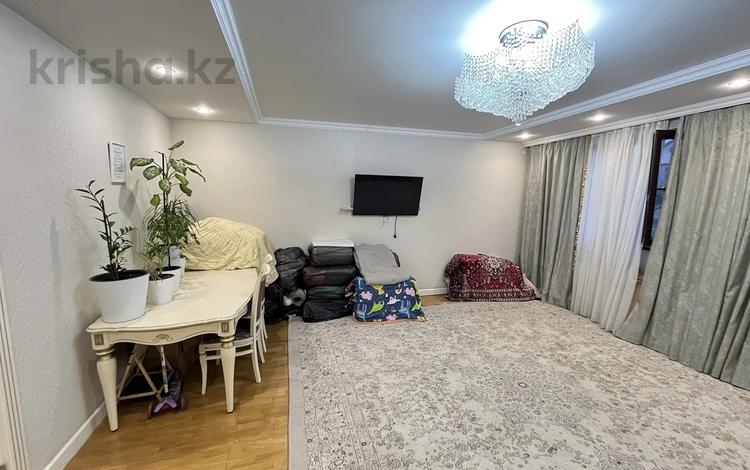 4-комнатная квартира · 98 м² · 3/5 этаж, 15-й мкр 43 за 26 млн ₸ в Актау — фото 2