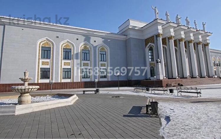 Свободное назначение • 320 м² за ~ 3.7 млн 〒 в Караганде, Казыбек би р-н — фото 6