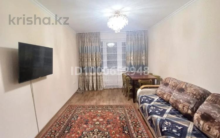 3-бөлмелі пәтер · 60 м² · 2/4 қабат, мкр №4 6 — Абая, бағасы: 42 млн ₸ в Алматы, Ауэзовский р-н — фото 3