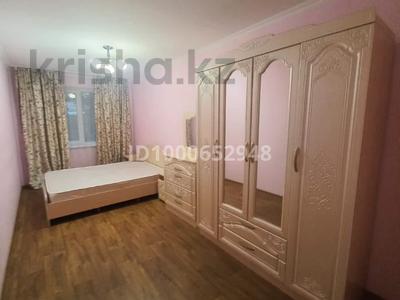 3-комнатная квартира · 60 м² · 2/4 этаж, мкр №4 6 — Абая за 42 млн 〒 в Алматы, Ауэзовский р-н