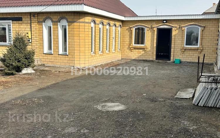 Отдельный дом · 4 комнаты · 100 м² · 10 сот., 7 Жанаульская 18 за 30 млн 〒 в Павлодаре — фото 2