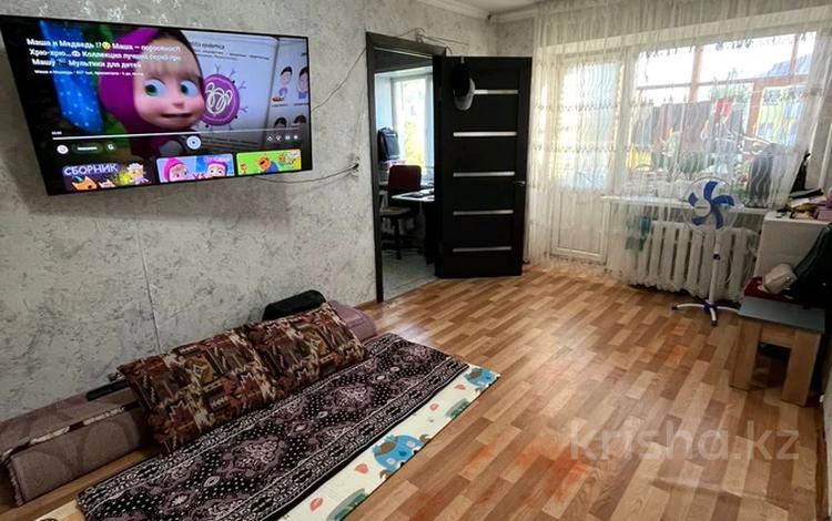 2-бөлмелі пәтер · 41.8 м² · 4/5 қабат, Просп. Нурсултана Назарбаева 14, бағасы: 16 млн ₸ в Усть-Каменогорске, Ульбинский — фото 2
