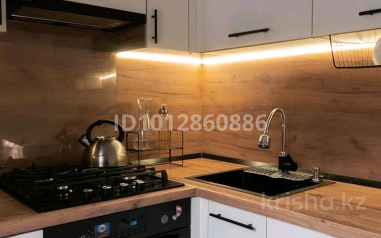 2-бөлмелі пәтер · 60 м² · 2/5 қабат, мкр Коктем-1 73а — Манаса, бағасы: 370 000 ₸ в Алматы, Бостандыкский р-н — фото 2