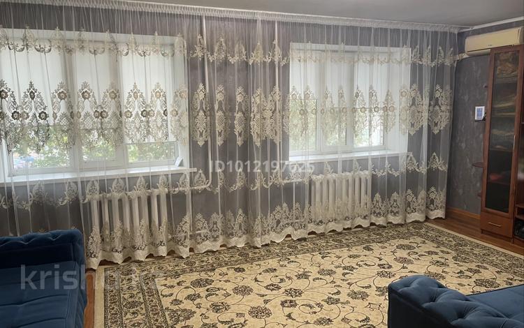 2-бөлмелі пәтер · 62 м² · 3/10 қабат, ул. Бекхожина 9, бағасы: 32 млн ₸ в Павлодаре — фото 2