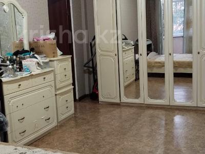 2-бөлмелі пәтер · 59.3 м² · 1/5 қабат, Арай-2 ш/а. 16, бағасы: 19 млн ₸ в Таразе, мкр Арай-2