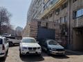 Еркін, кеңселер, дүкендер мен бутиктер, қоймалар, қоғамдық тамақтану орны, сұлулық салондары, ауыл шаруашылығы, монша, қонақ үй және демалыс орындары, фитнес және спорт, медорталықтар мен дәріханалар, білім орталықтары, ойын-сауық, конференц-залдар, кабинеттер және жұмыс орындары, студиялар · 755 м², бағасы: 7 млн ₸ в Алматы, Медеуский р-н — фото 4