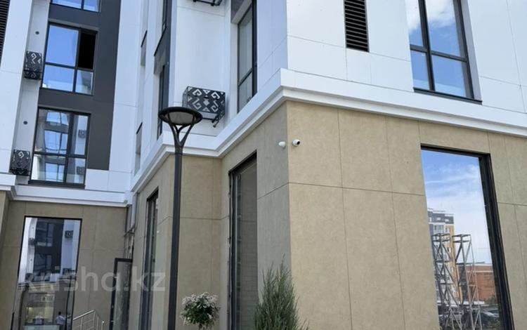 3-комнатная квартира · 88 м² · 8/8 этаж, мкр. Алтын орда 351 за 44 млн ₸ в Актобе — фото 2