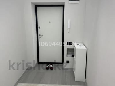 2-бөлмелі пәтер · 69.7 м² · 4/9 қабат, мкр Атырау, Абулхайыр хана 51а — Возле шк. Бином, бағасы: 300 000 ₸