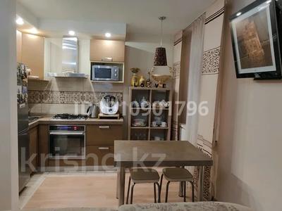 2-бөлмелі пәтер · 42.7 м² · 4/5 қабат, Центральный ш/а., Махамбета 114А, бағасы: 250 000 ₸ в Атырау, мкр Центральный