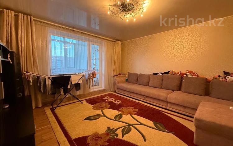 3-комнатная квартира · 64.1 м² · 6/9 этаж, мкр Юго-Восток, Гульдер 1 — Школа-лицей №101, Детский сад "БалаКай", Частный ясли-сад-школа "Лесок", ТЦ "Мечта" Супермаркет "Норма" за 25.5 млн ₸ в Караганде, Казыбек би р-н — фото 2