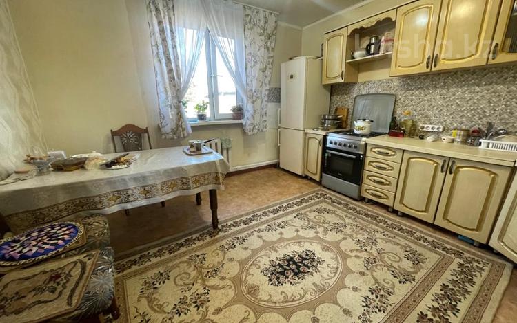 Отдельный дом · 3 комнаты · 79.7 м² · 4.5 сот., Тельмана 133 за 39 млн 〒 в Семее — фото 2