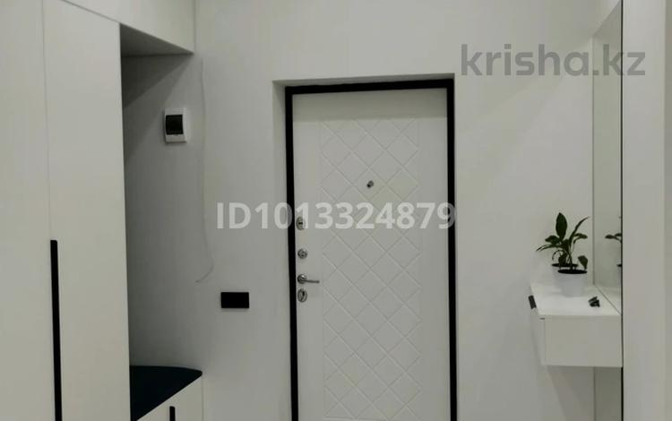 2-бөлмелі пәтер · 76.3 м² · 4/5 қабат, 1 переулок Мангилик ел 12а — Сулейменова, бағасы: 39 млн ₸ в Таразе — фото 2