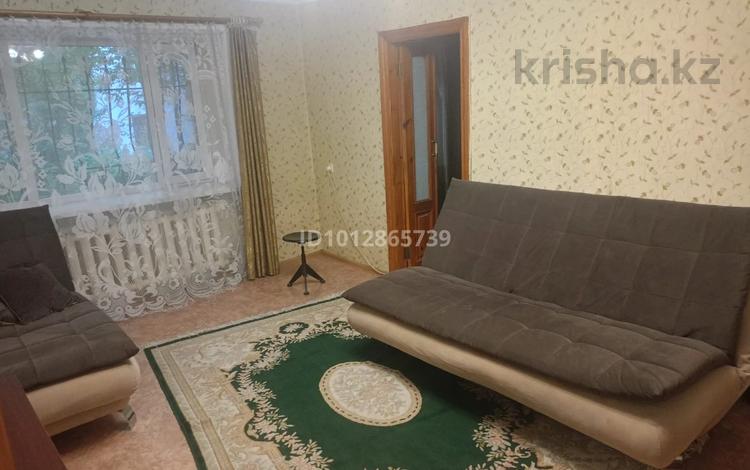 2-бөлмелі пәтер · 50 м² · 1 қабат, Жамбыла 119, бағасы: 150 000 ₸ в Караганде, Казыбек би р-н — фото 2