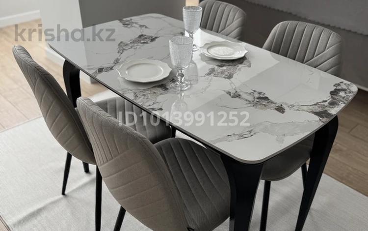 1-комнатная квартира · 54 м², мкр. Алтын орда, Пр.А.Молдагуловой — Пересечение Мангилик ел и Пр.А.Молдагуловой за 15 000 ₸ в Актобе — фото 4