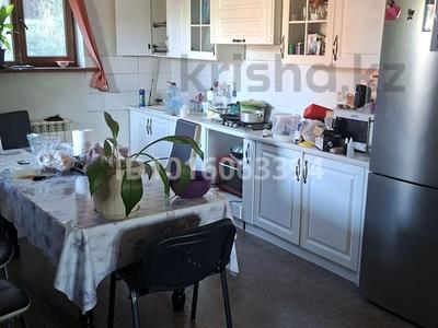 1-комнатная квартира · 80 м² · 1/3 этаж, Хан- тенгри 35 35 — ... за 150 000 ₸ в Булактах