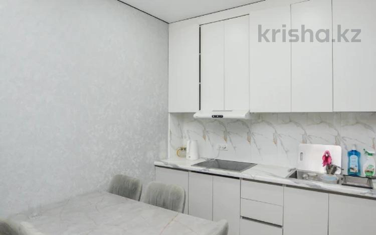 2-бөлмелі пәтер · 37 м² · 1/9 қабат, Аманжол Болекпаев 22, бағасы: 21.6 млн ₸ в Астане, Нура р-н — фото 2