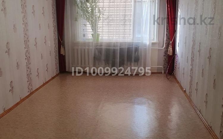 2-бөлмелі пәтер · 44 м² · 1/5 қабат, 7мкр 50 — Казпочты, бағасы: 100 000 ₸ в Степногорске — фото 2