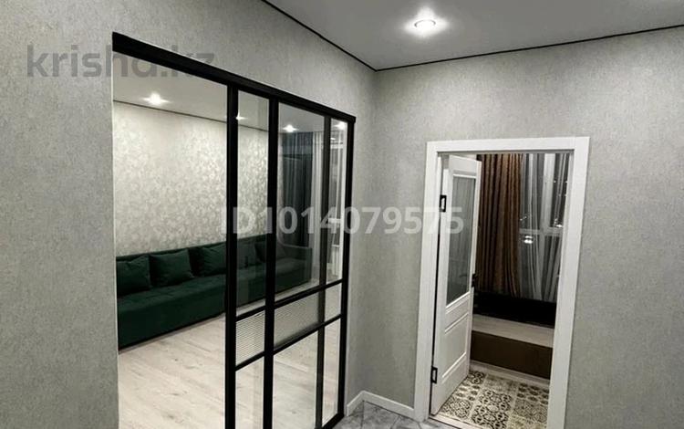 2-бөлмелі пәтер · 48 м² · 6/9 қабат, Шұғыла ш/а. 340/35 - 340/35 к17, бағасы: 30 млн ₸ в Алматы, Наурызбайский р-н — фото 2