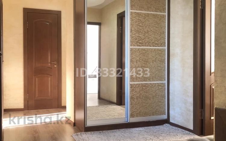 4-комнатная квартира · 110 м² · 3/5 этаж, 12 микрорайон 15 за 39.5 млн 〒 в Таразе — фото 2