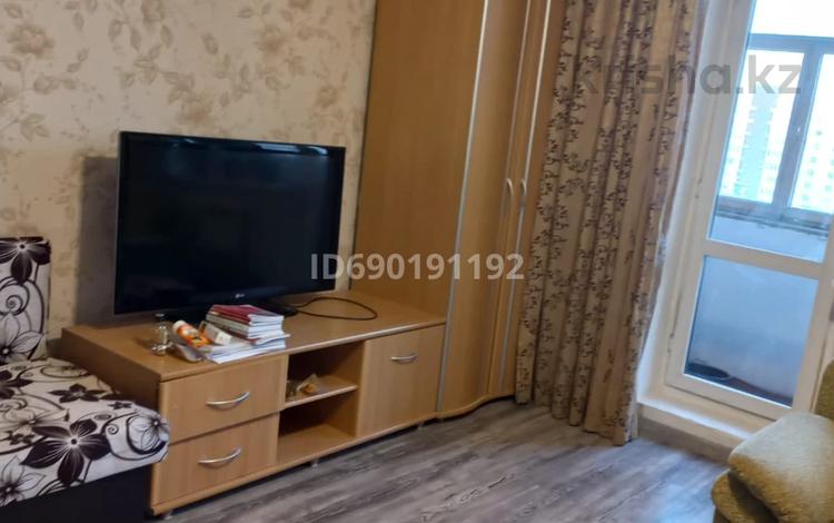 1-комнатная квартира · 41 м² · 8/10 этаж, Майкудук, Мкр Голубые пруды 5/2 — Остановка Сырдария за 130 000 ₸ в Караганде, Алихана Бокейханова р-н — фото 2