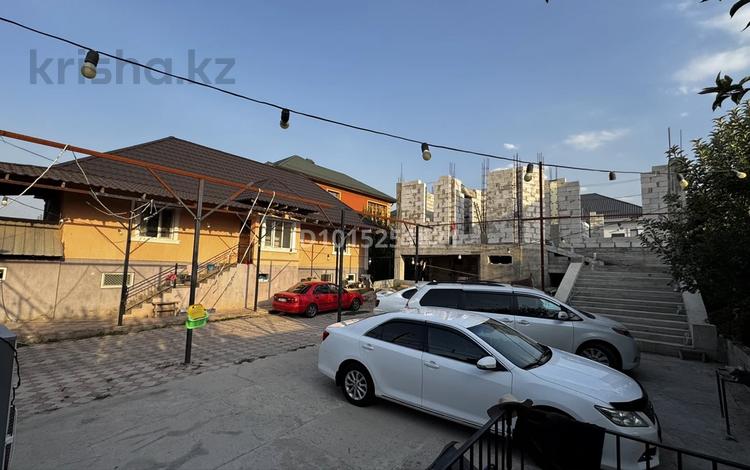 Отдельный дом · 3 комнаты · 300 м² · 10 сот., Жарык 17 за 99.5 млн ₸ в Кыргауылдах — фото 2