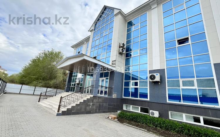 Офисы · 1311.2 м² за ~ 4.6 млн ₸ в Актобе — фото 7