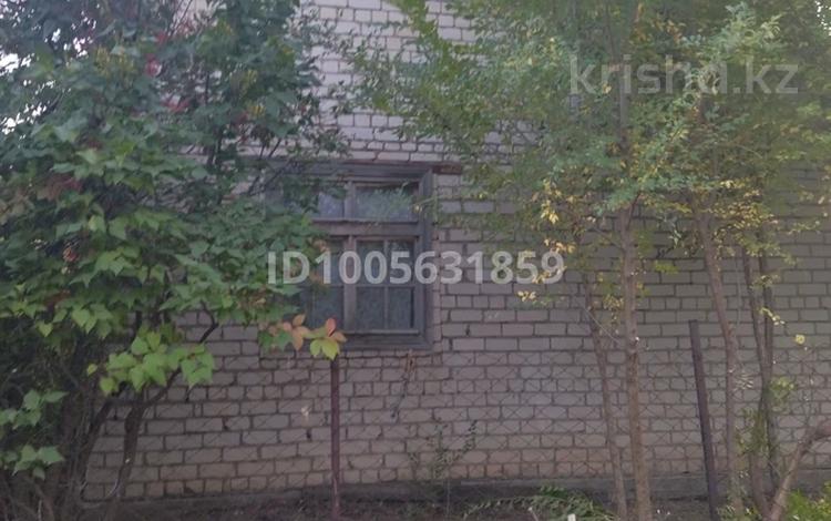 Дача · 3 комнаты · 38 м² · 6 сот., Планетарная 270 — Общество Гагарино за 6 млн ₸ в Уральске — фото 2