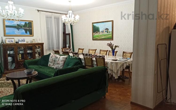 4-бөлмелі пәтер, 130 м², 1/4 қабат, мкр Мамыр-4 158а — Саина, бағасы: 120 млн 〒 в Алматы, Ауэзовский р-н — фото 22