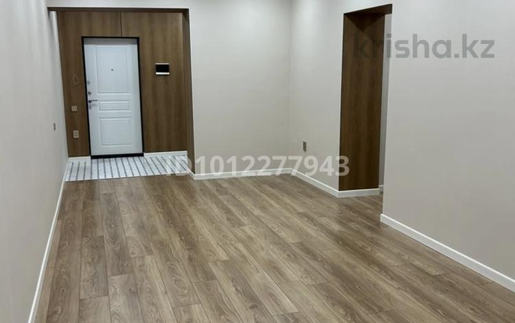 3-комнатная квартира · 70 м² · 2/17 этаж, Ауэзова 2/8 — Ауэзова Гоголя за 62 млн ₸ в Алматы, Алмалинский р-н — фото 2