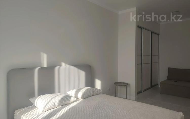 1-бөлмелі пәтер · 45 м² · 3/5 қабат, Ж.Балапанова 43 — Шафран, Astoria, бағасы: 3 000 ₸ в Талдыкоргане, мкр Болашак — фото 3